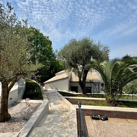 Cannes Luxe, Detente Et Bien-etre Villa Le Cannet