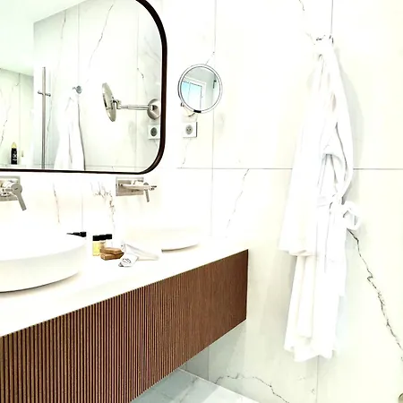 Cannes Luxe, Detente Et Bien-etre Villa Le Cannet